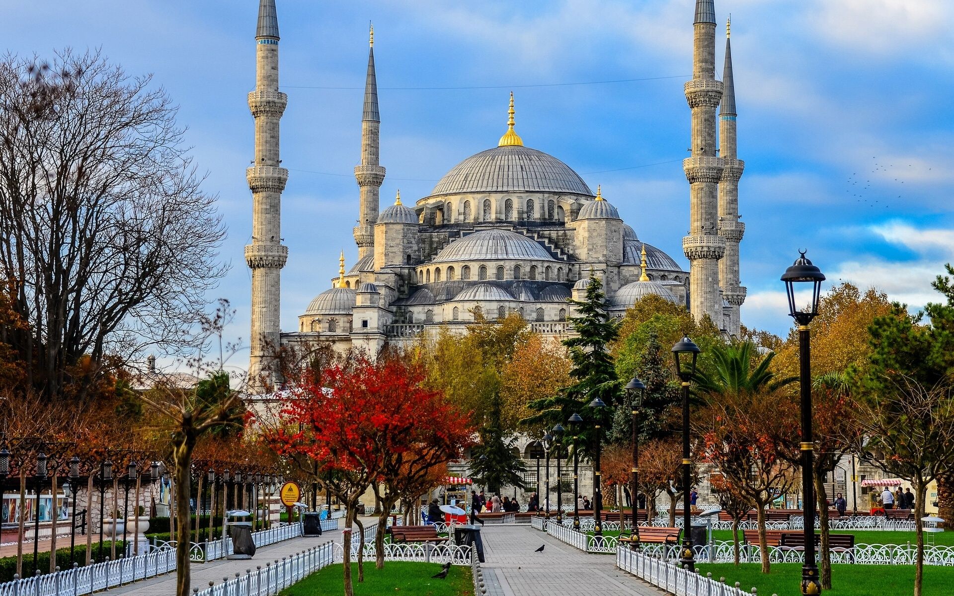 تور استانبول بهار 1404